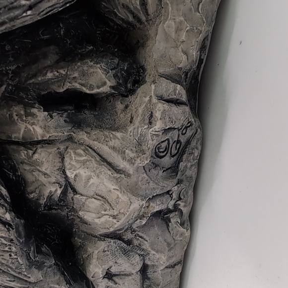 1985 Mount St. Helens Volcanic Ash Sculpture Black Bear - Hand Crafted & Signed - Picture 8 of 12